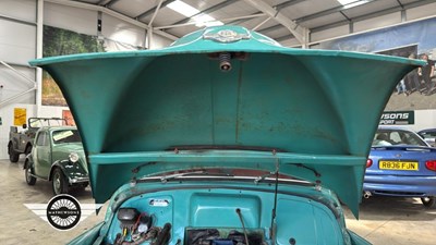 Lot 260 - 1968 MORRIS MINOR 1000