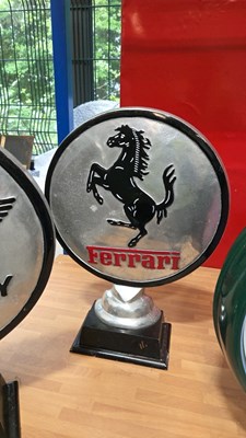 Lot 147 - LAND ROVER LIGHT UP SIGN + 4 X CAST SIGNS