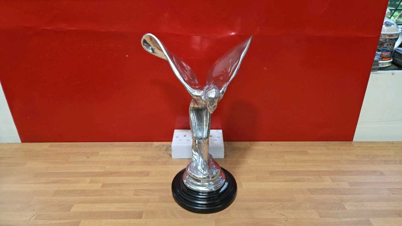Lot 283 - SPIRIT OF ECSTASY ON PLINTH
