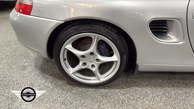 Lot 86 - 1998 PORSCHE BOXSTER