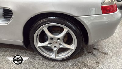 Lot 86 - 1998 PORSCHE BOXSTER
