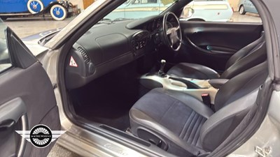 Lot 86 - 1998 PORSCHE BOXSTER