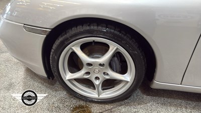 Lot 86 - 1998 PORSCHE BOXSTER