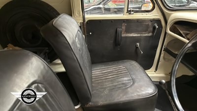 Lot 88 - 1972 MORRIS 6 CWT VAN