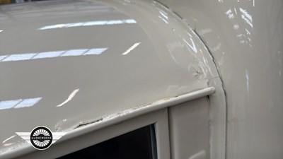 Lot 88 - 1972 MORRIS 6 CWT VAN