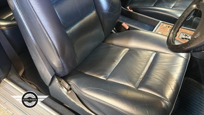 Lot 390 - 1989 MERCEDES 420 SEC AUTO