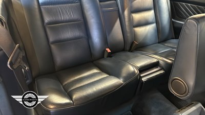 Lot 390 - 1989 MERCEDES 420 SEC AUTO