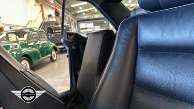 Lot 390 - 1989 MERCEDES 420 SEC AUTO