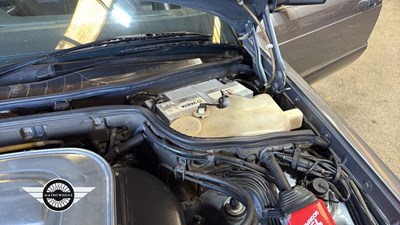 Lot 390 - 1989 MERCEDES 420 SEC AUTO
