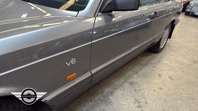 Lot 390 - 1989 MERCEDES 420 SEC AUTO