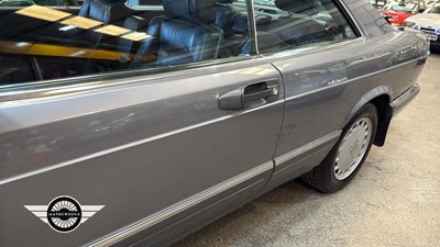 Lot 390 - 1989 MERCEDES 420 SEC AUTO