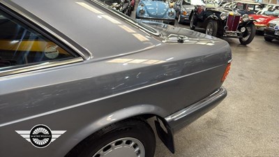 Lot 390 - 1989 MERCEDES 420 SEC AUTO