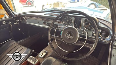 Lot 404 - 1967 MERCEDES 250 SL