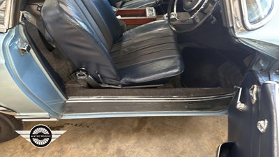 Lot 404 - 1967 MERCEDES 250 SL