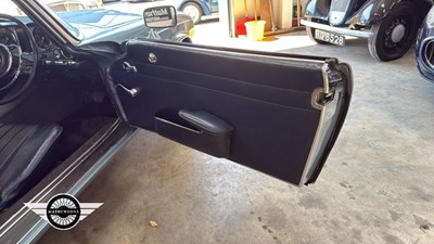 Lot 404 - 1967 MERCEDES 250 SL