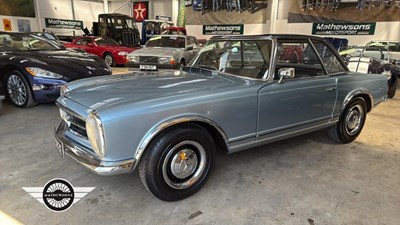 Lot 404 - 1967 MERCEDES 250 SL