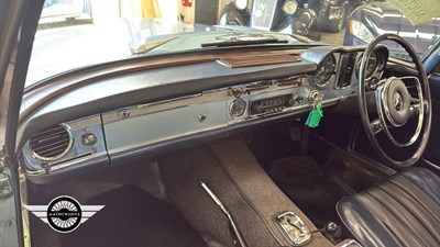Lot 404 - 1967 MERCEDES 250 SL