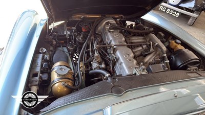 Lot 404 - 1967 MERCEDES 250 SL