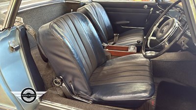 Lot 404 - 1967 MERCEDES 250 SL