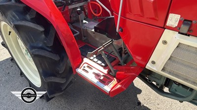 Lot 136 - YANMAR TRACTOR YM1610
