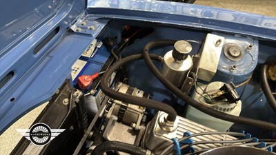 Lot 138 - 1972 TRIUMPH STAG