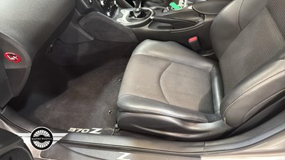 Lot 178 - 2011 NISSAN 370Z GT V6