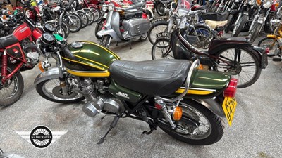 Lot 254 - 1975 KAWASAKI