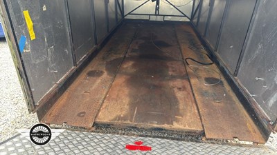 Lot 284 - 4 WHEELED MOTORSPORT BOX TRAILER