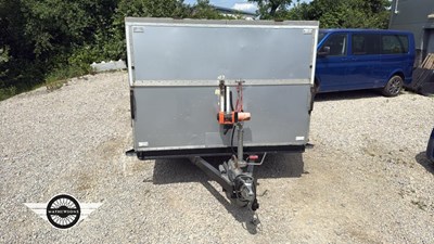 Lot 284 - 4 WHEELED MOTORSPORT BOX TRAILER