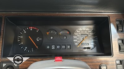 Lot 286 - 1985 FORD GRANADA GHIA X AUTO