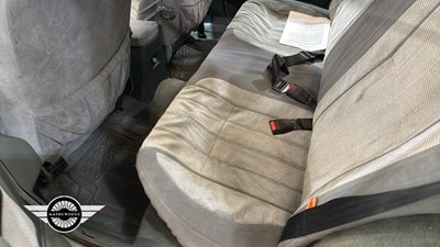 Lot 286 - 1985 FORD GRANADA GHIA X AUTO