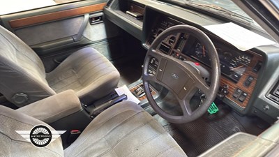 Lot 286 - 1985 FORD GRANADA GHIA X AUTO