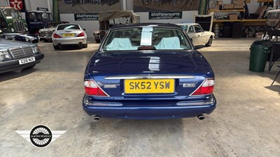Lot 299 - 2002 JAGUAR XJ8 3.2