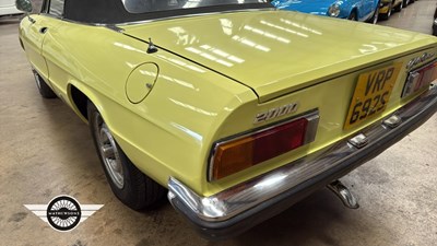 Lot 302 - 1977 ALFA ROMEO 2000 SPIDER VELOCE