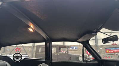 Lot 304 - 1970 RELIANT