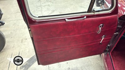 Lot 348 - 1970 AUSTIN HALF TON VAN