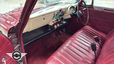 Lot 348 - 1970 AUSTIN HALF TON VAN