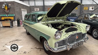 Lot 354 - 1961 FORD ZEPHYR