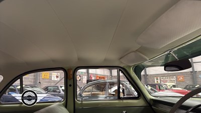 Lot 354 - 1961 FORD ZEPHYR