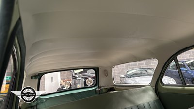 Lot 354 - 1961 FORD ZEPHYR