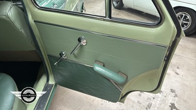 Lot 354 - 1961 FORD ZEPHYR