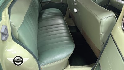 Lot 354 - 1961 FORD ZEPHYR