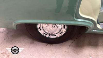 Lot 354 - 1961 FORD ZEPHYR