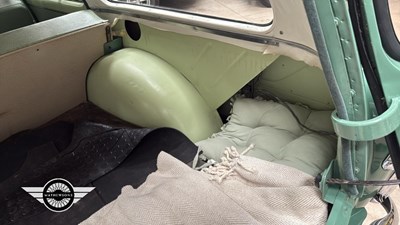 Lot 354 - 1961 FORD ZEPHYR