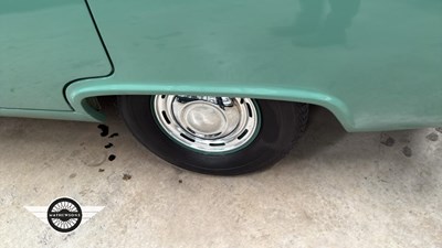 Lot 354 - 1961 FORD ZEPHYR