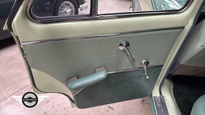 Lot 354 - 1961 FORD ZEPHYR