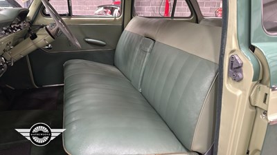 Lot 354 - 1961 FORD ZEPHYR