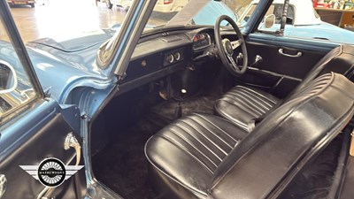 Lot 362 - 1964 RENAULT CARAVELLE