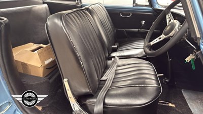 Lot 362 - 1964 RENAULT CARAVELLE