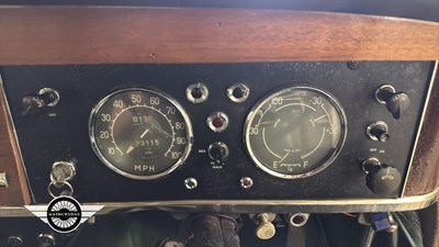 Lot 394 - 1960 ROVER 100